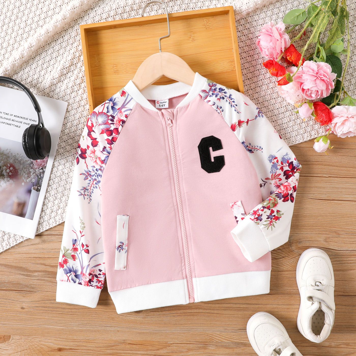 

Kid Girl Block Splicing Letter Pattern Fashionable Avant-Garde Zipper Coat