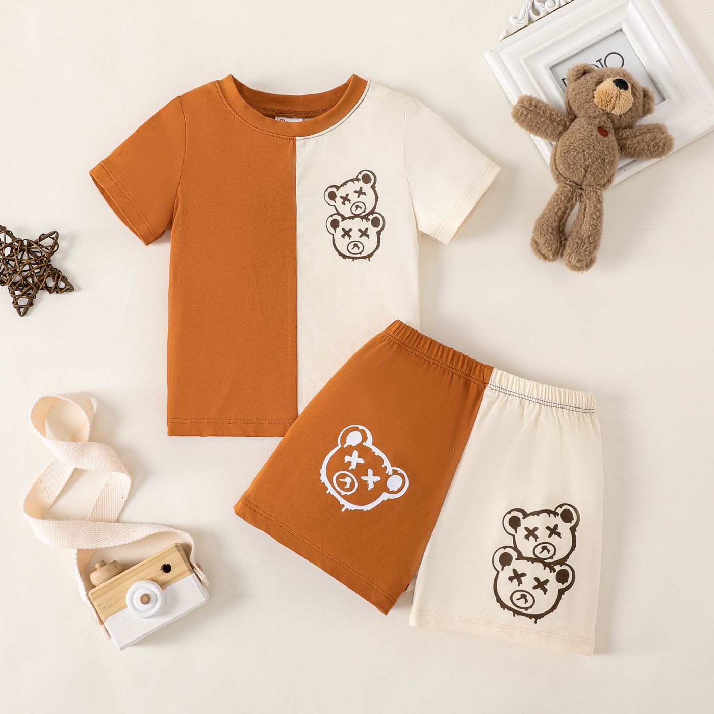 2pcs Baby Boy Bear Print Two Tone Panel Short-sleeve Tee And Shorts Set
