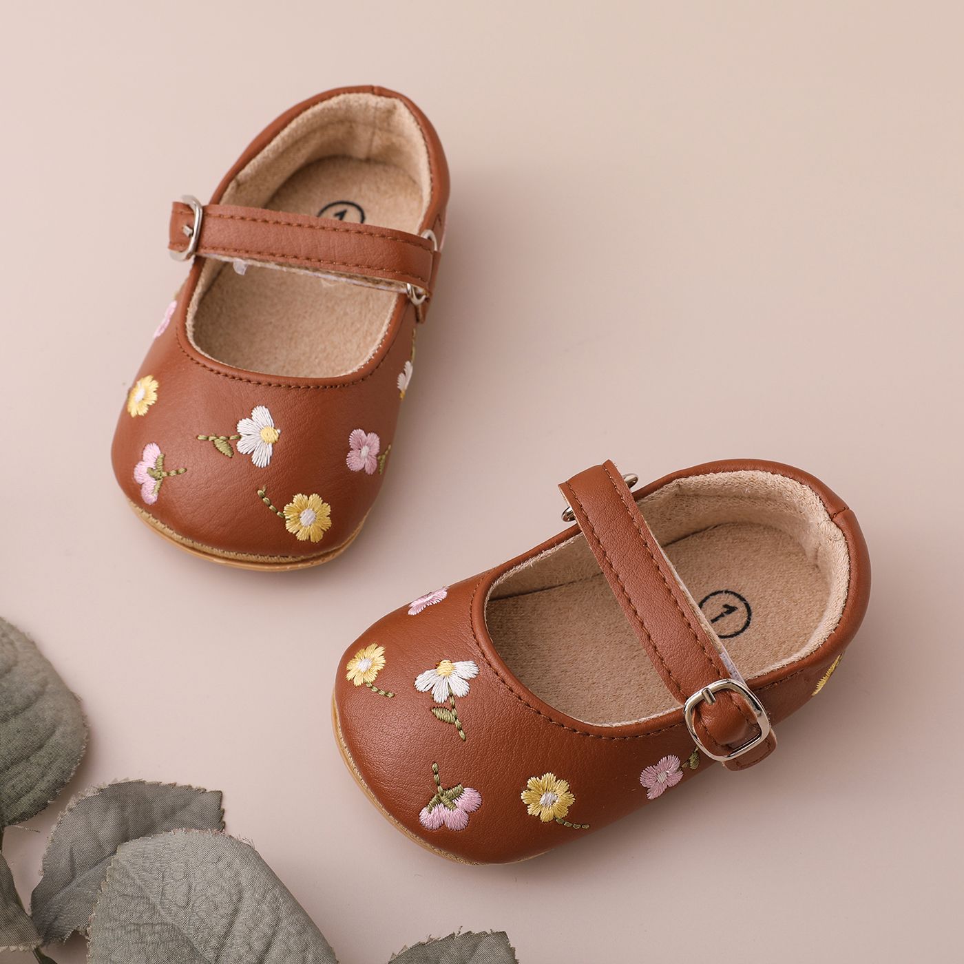 Baby Girl Sweet Floral Embroidery Prewalker Shoes