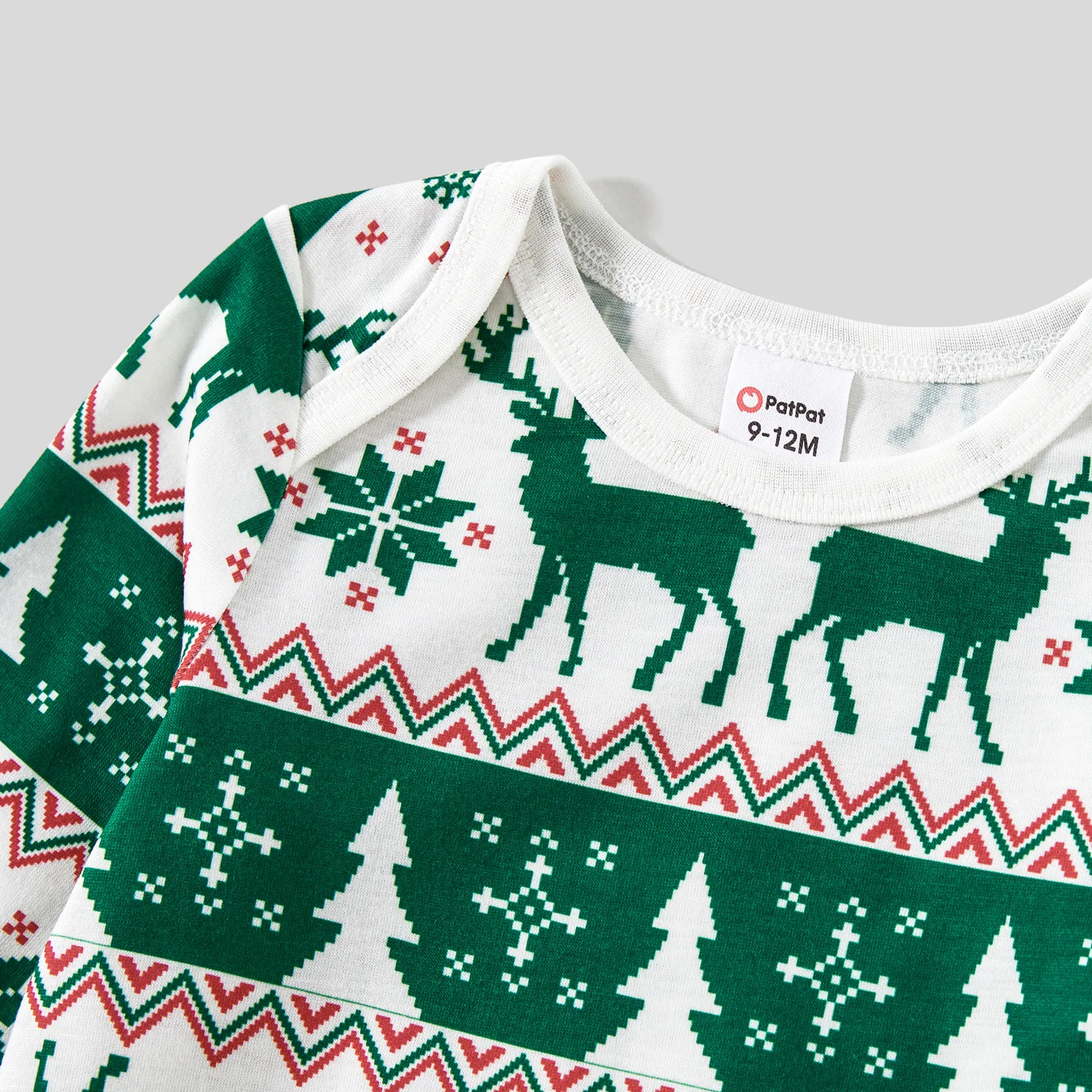 Christmas Family Matching Allover Reindeers Print Long-sleeve Green Pajamas Sets (Flame Resistant) Green image 6