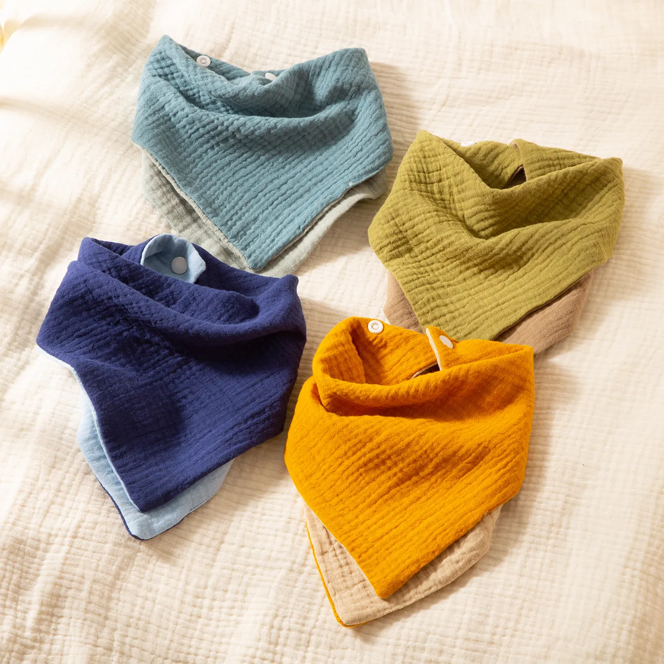 Cotton Dual-colored Triangle Baby Bibs for Boys