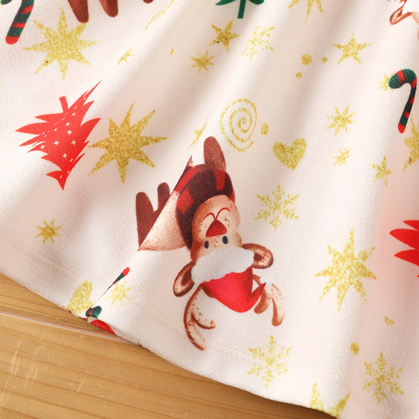 2PCS Toddler Girl  Childlike Button Feature Christmas Coat/Skirt Set
 Red image 5