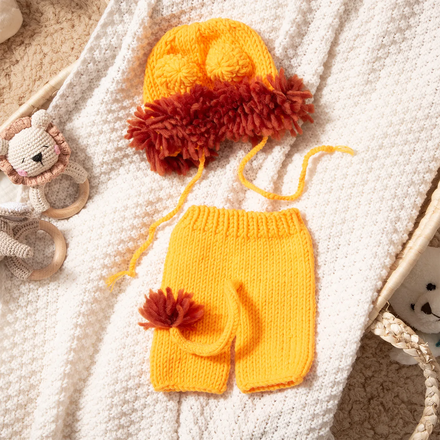 Adorable Baby Lion Knit Photo Shoot Outfit  image 2
