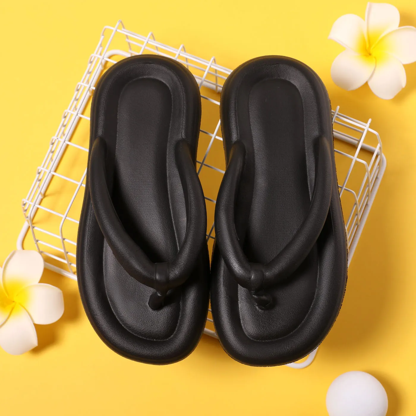 Thick-Soled EVA Flip Flops with Anti-Collision Toe, Soft Fabric and Wear-Resistant Sole Black