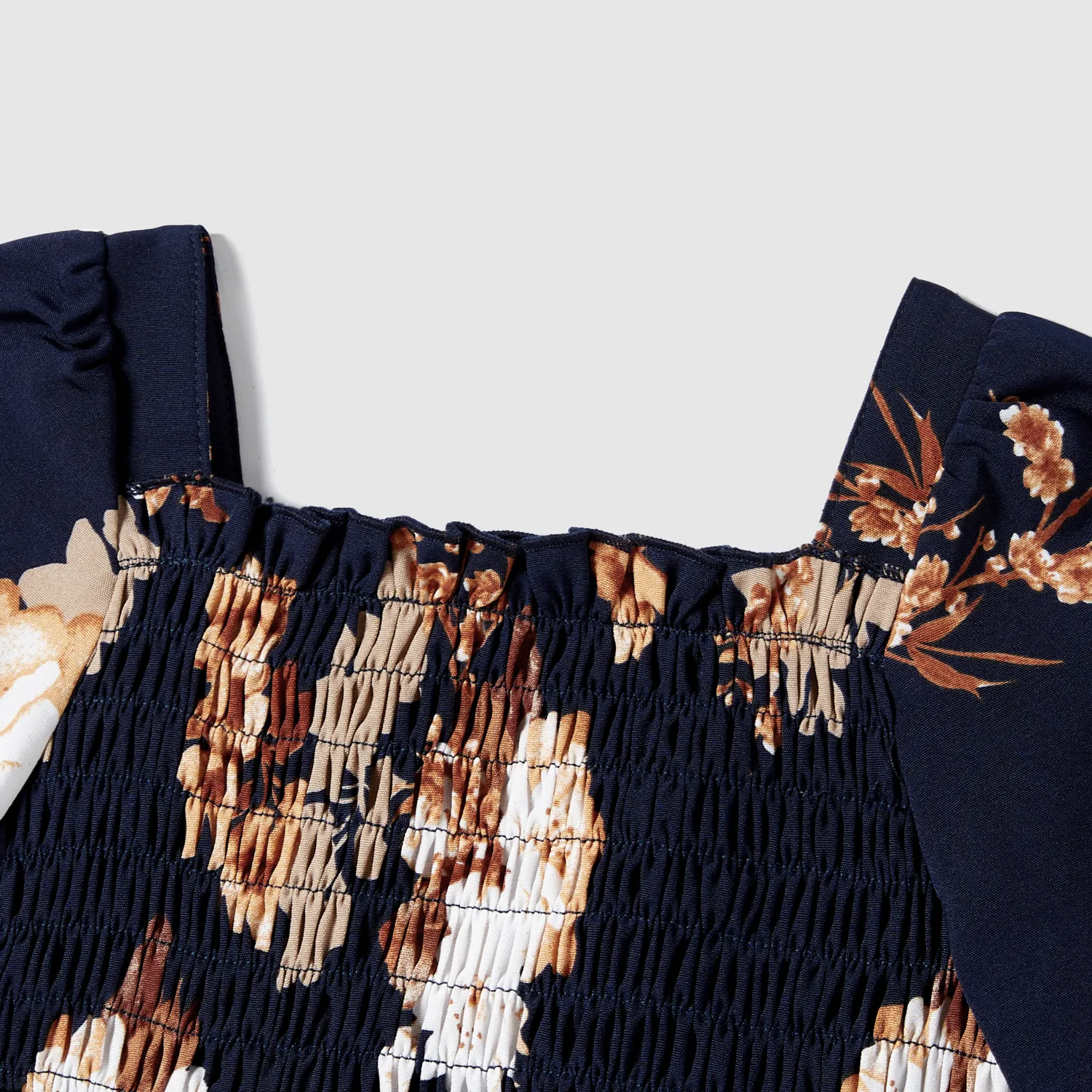 Family Matching Long-sleeve Color-block Tops and Floral Print Dresses Sets Deep Blue image 3