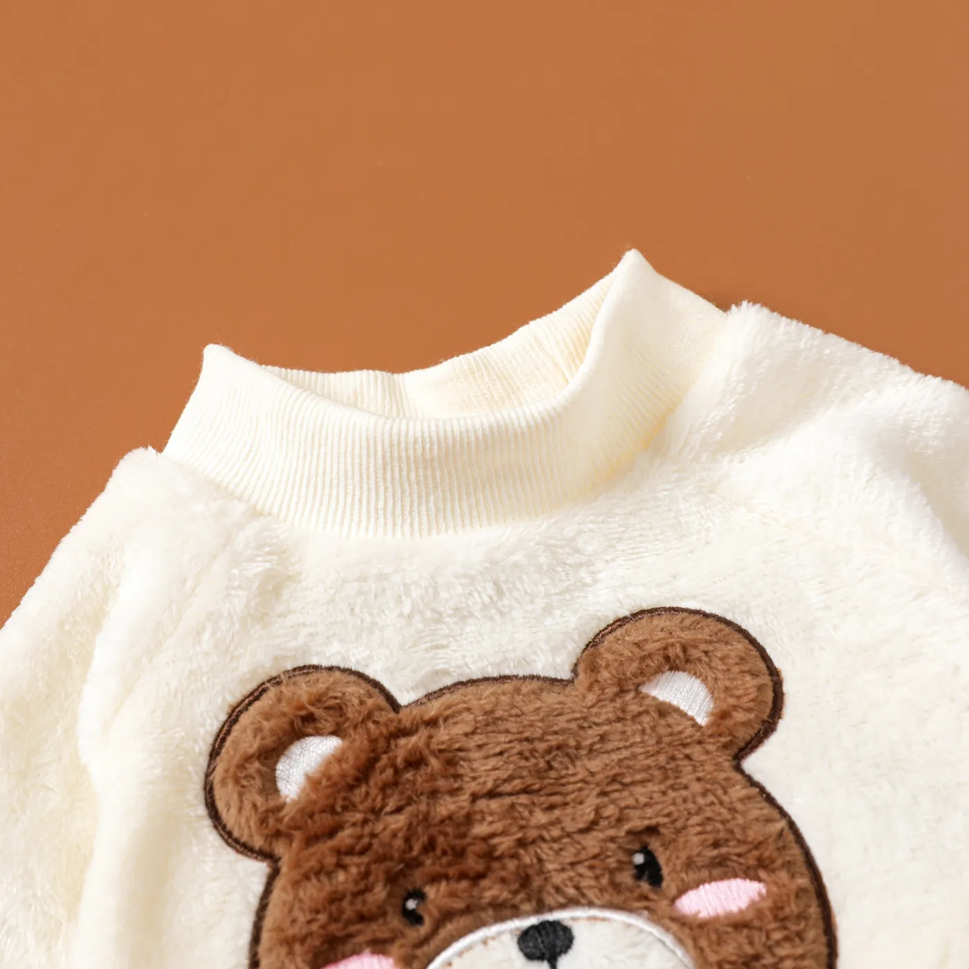  2pcs Baby Girl/Boy Bear Pattern Set Beige image 4