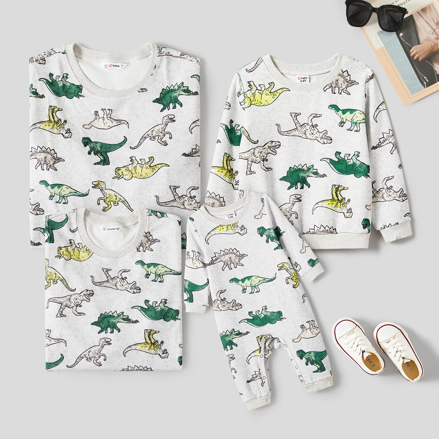 Family Matching Long Sleeved Dinosaur-Print Cotton Tops
  image 2