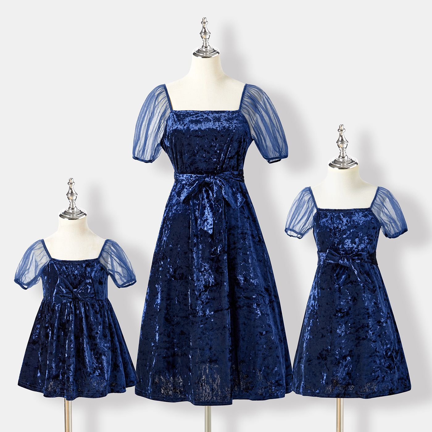 

Mommy and Me Solid Velvet Puff Sleeve Belted Dresses