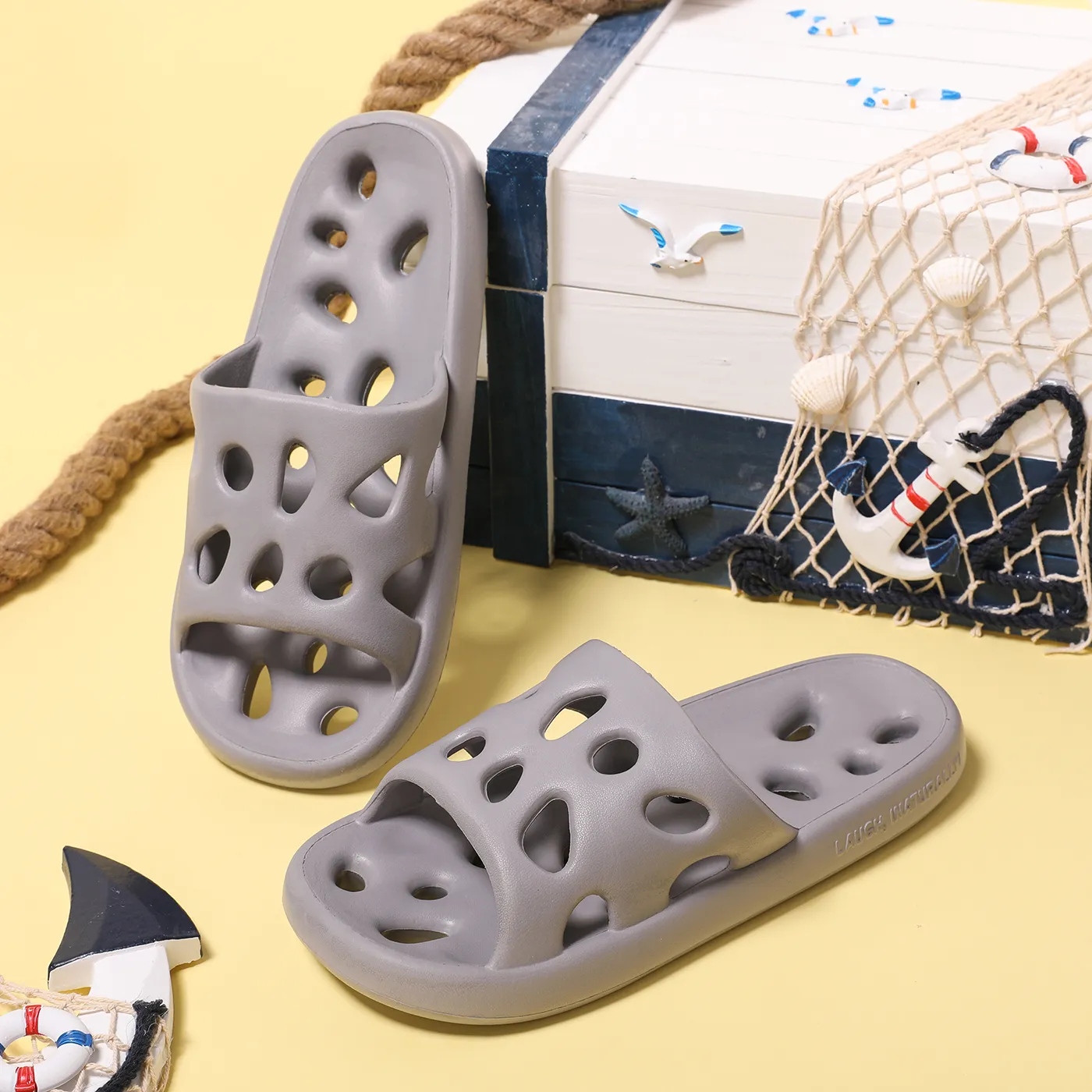 Shower Slippers Hollow Out Quick Drying Non-Slip Bathroom EVA Slides Grey