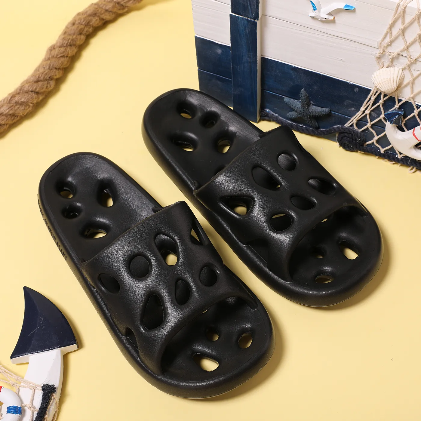 Shower Slippers Hollow Out Quick Drying Non-Slip Bathroom EVA Slides Black