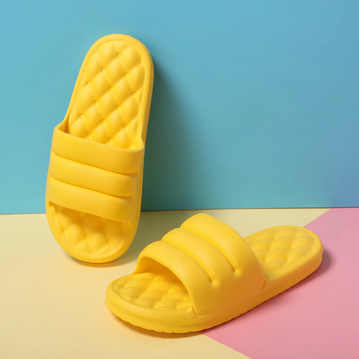 Mute EVA Sofa Slides Women Thick Sole Soft Indoor Slippers Women Anti-slip Sandals Men Summer Platform Women Shoes Bath Yellow
