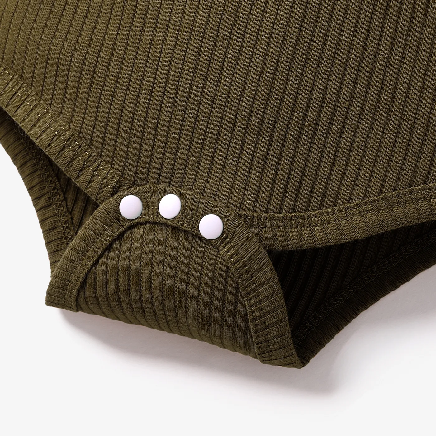 Baby Boy/Girl 95% Cotton Ribbed Turtleneck Long-sleeve Romper  image 4