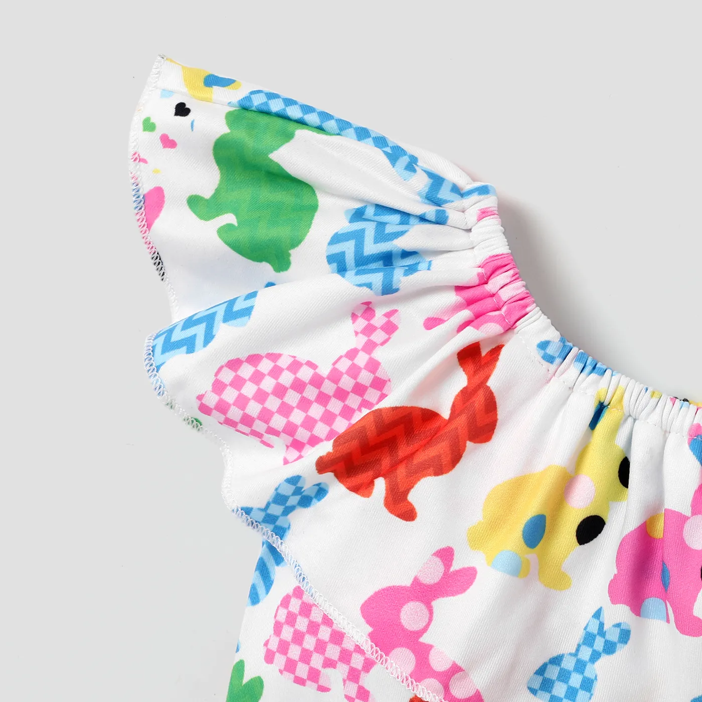 3pcs Baby Girl Allover Multicolor Rabbit Ruffle Collar Jumpsuit with Belt & Headband Set Colorful image 4
