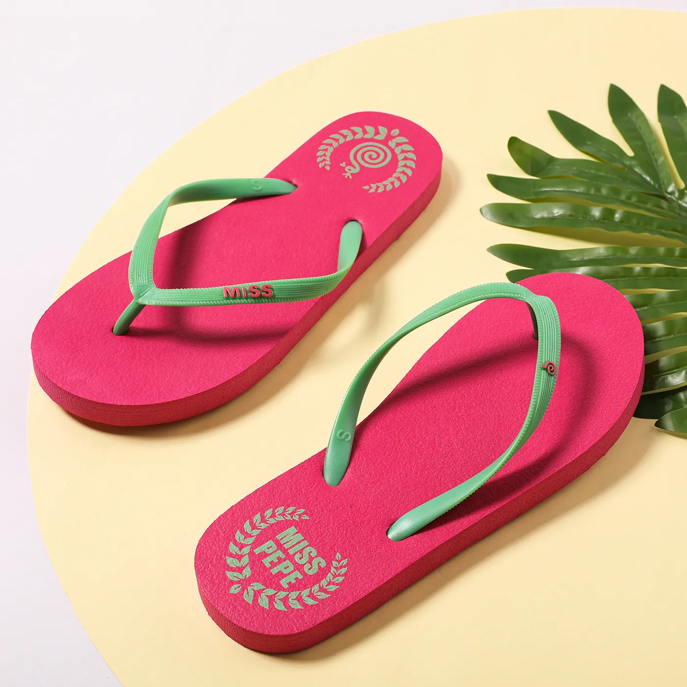 Women's Flip Flop Sandal Simple Graphic Shower Beach Pool Bathroom Non-slip Casual Flat Slides Hot Pink