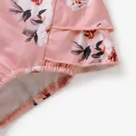 2pcs Baby Girl Allover Floral Print Ruffled Romper & Bow Headband Set  image 5