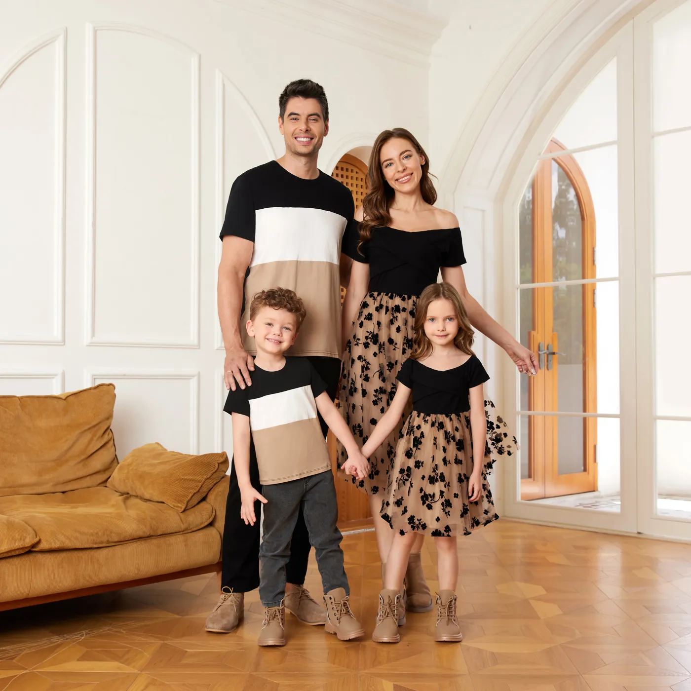 Family Matching Floral-Print Mesh Dresses And Color-Block Short-Sleeved Tops Multi-color image 4