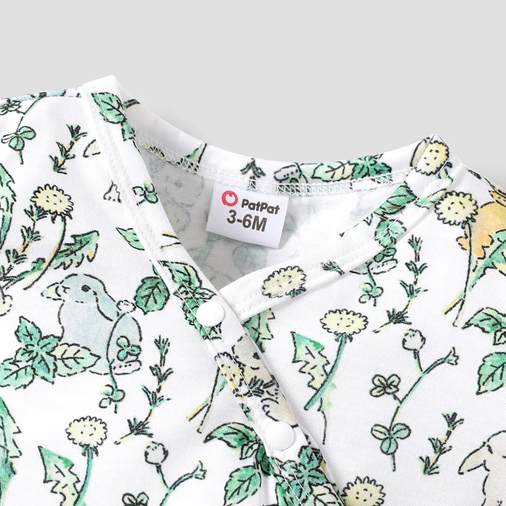 Baby Girl All Over Rabbit Print/Solid Ribbed V Neck Short-sleeve Jumpsuit big image 4