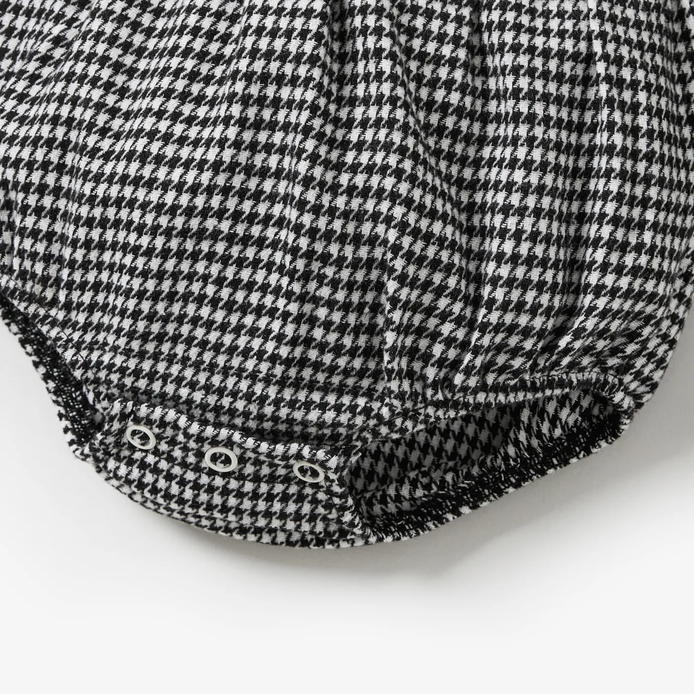 Baby Girl Classic Plaid Bubble Long Sleeve Romper  image 5