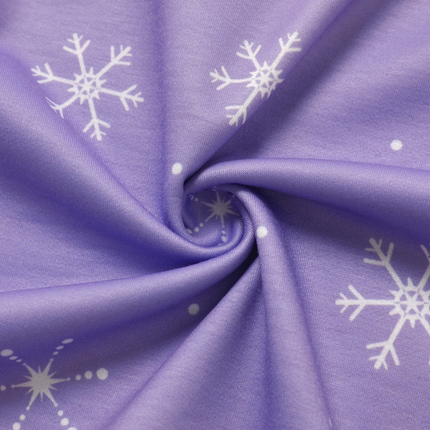 Barbie Toddler Girl Snowflake and Character Print Long-sleeve Sweatshrit  image 4