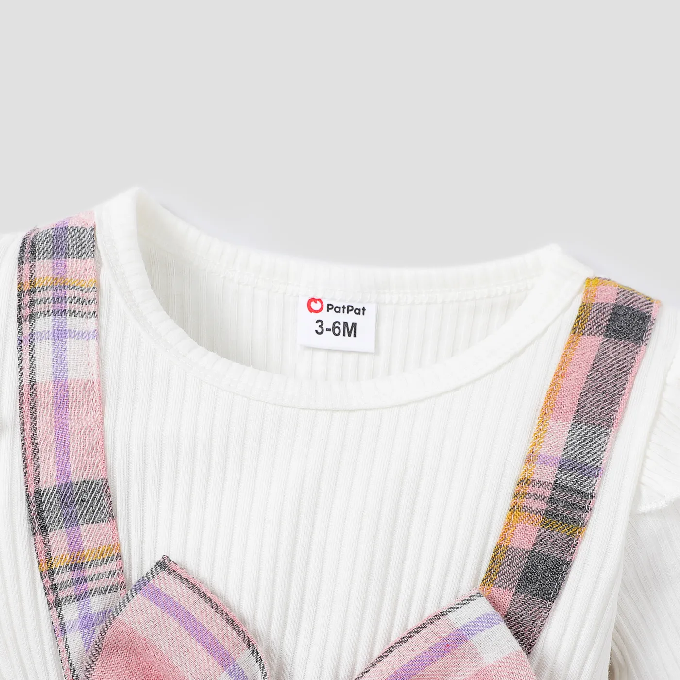 2pcs Baby Girl Plaid & Solid Ribbed Spliced Ruffle Trim Bow Front Long-sleeve Jumpsuit & Headband Set  image 4