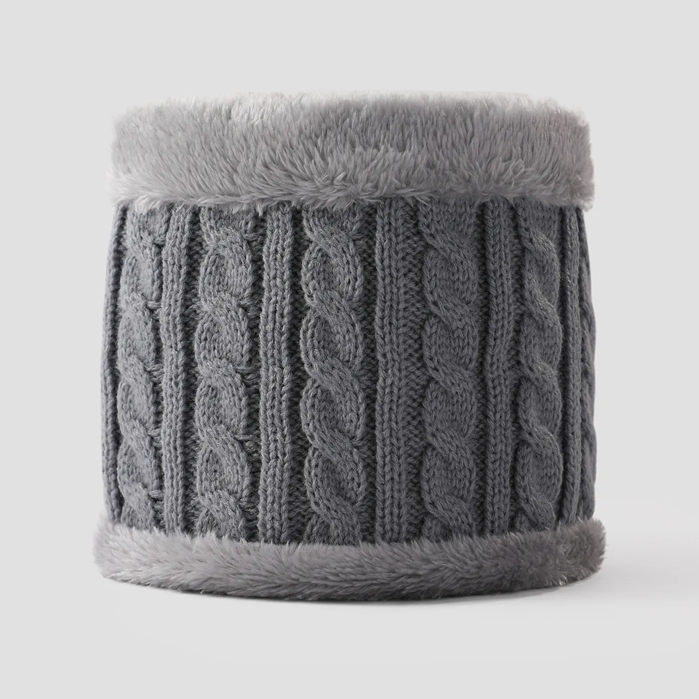Warm neck warmer with velvet on the inside and thickened knitting on the outside to keep out the cold for Toddler/kids
