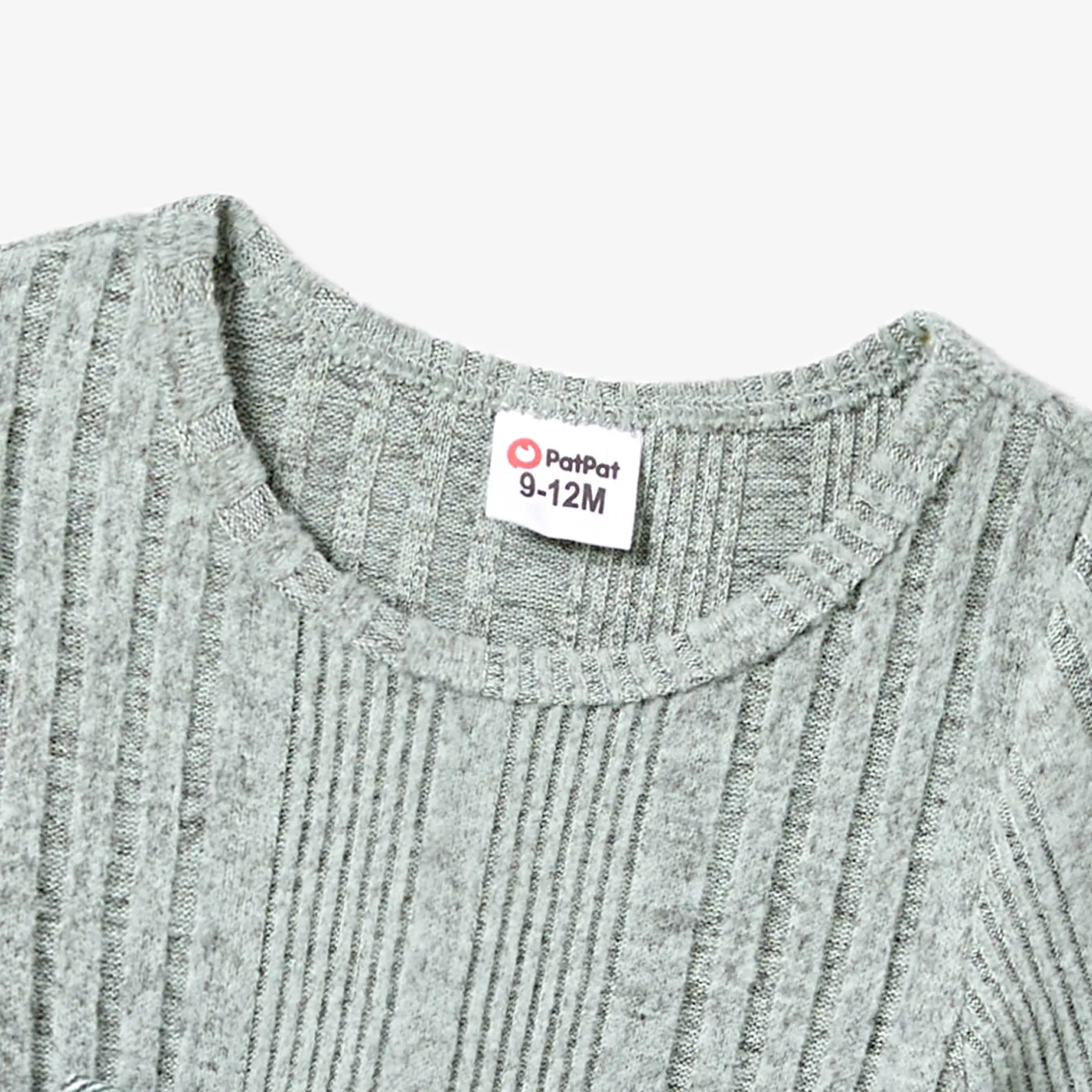 Family Matching Long-sleeve Knit Color-block Tops and Mock-neck Plaid Woolen Fabric Splicing Belted Dresses Sets  image 3