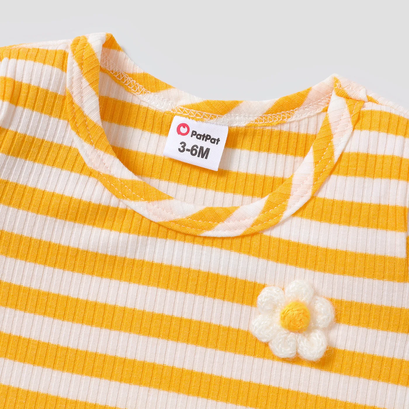 2pcs Baby Girl 3D Flower Design Striped Ribbed Short-sleeve Top and Shorts Set Yellow image 3