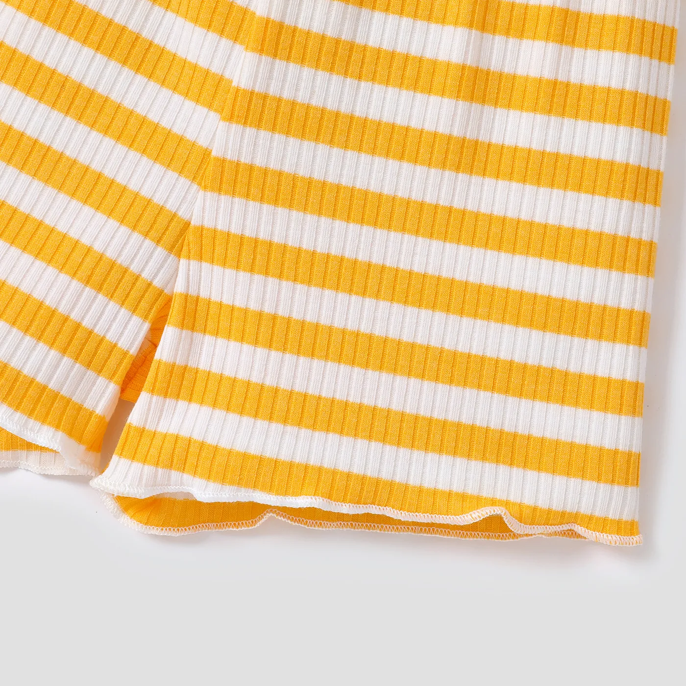 2pcs Baby Girl 3D Flower Design Striped Ribbed Short-sleeve Top and Shorts Set Yellow image 4