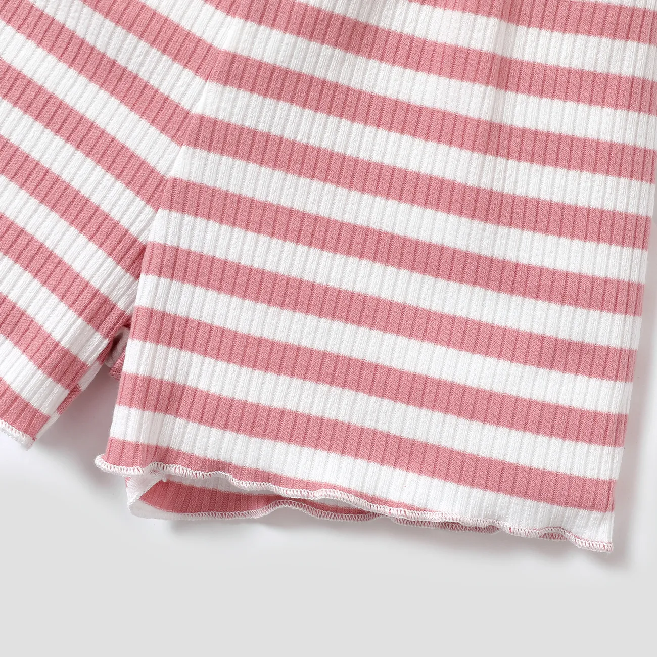 2pcs Baby Girl 3D Flower Design Striped Ribbed Short-sleeve Top and Shorts Set Pink big image 1