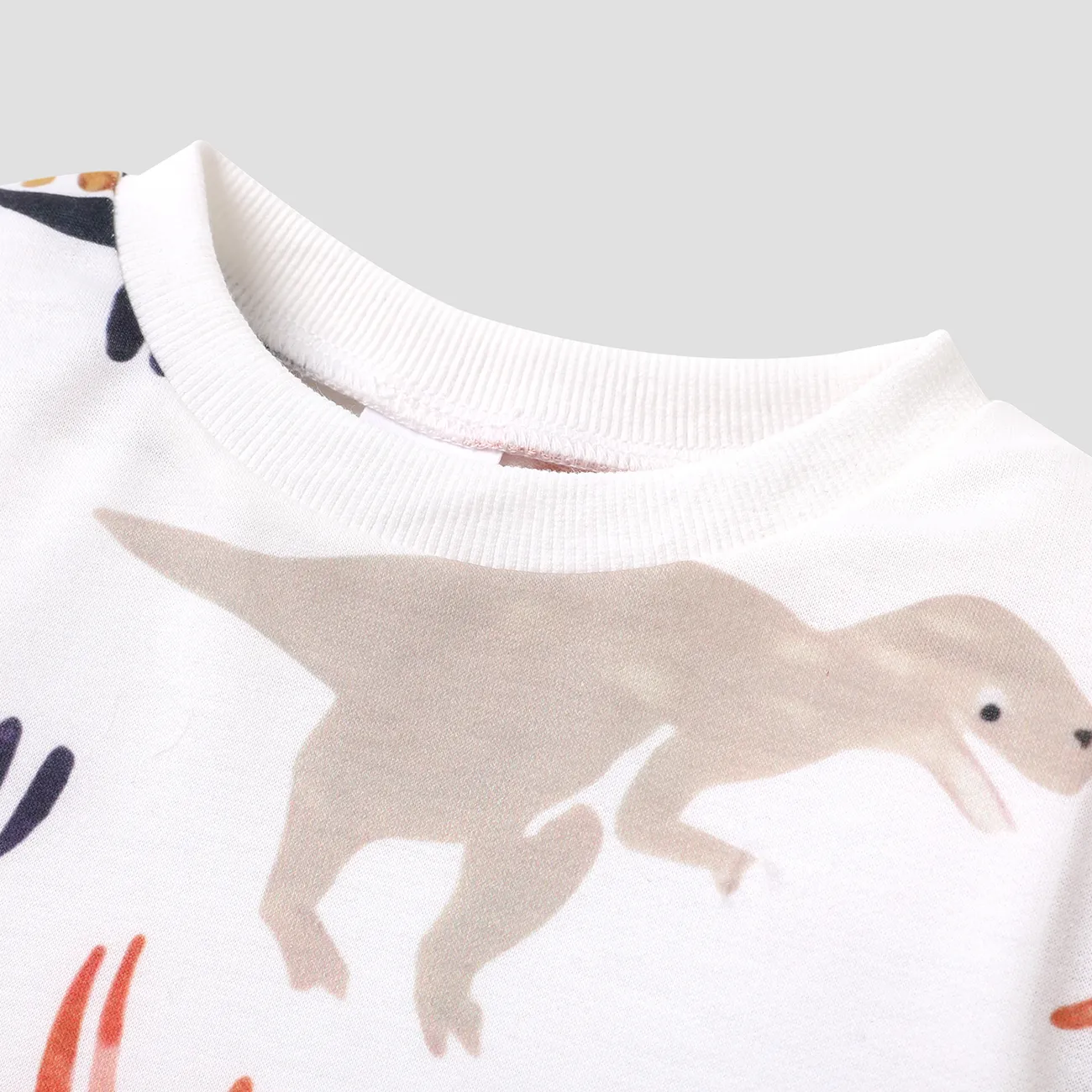 طفل رضيع في جميع أنحاء الكرتون ديناصور طباعة كنزة صوفية طويلة الأكمام أبيض big image 1