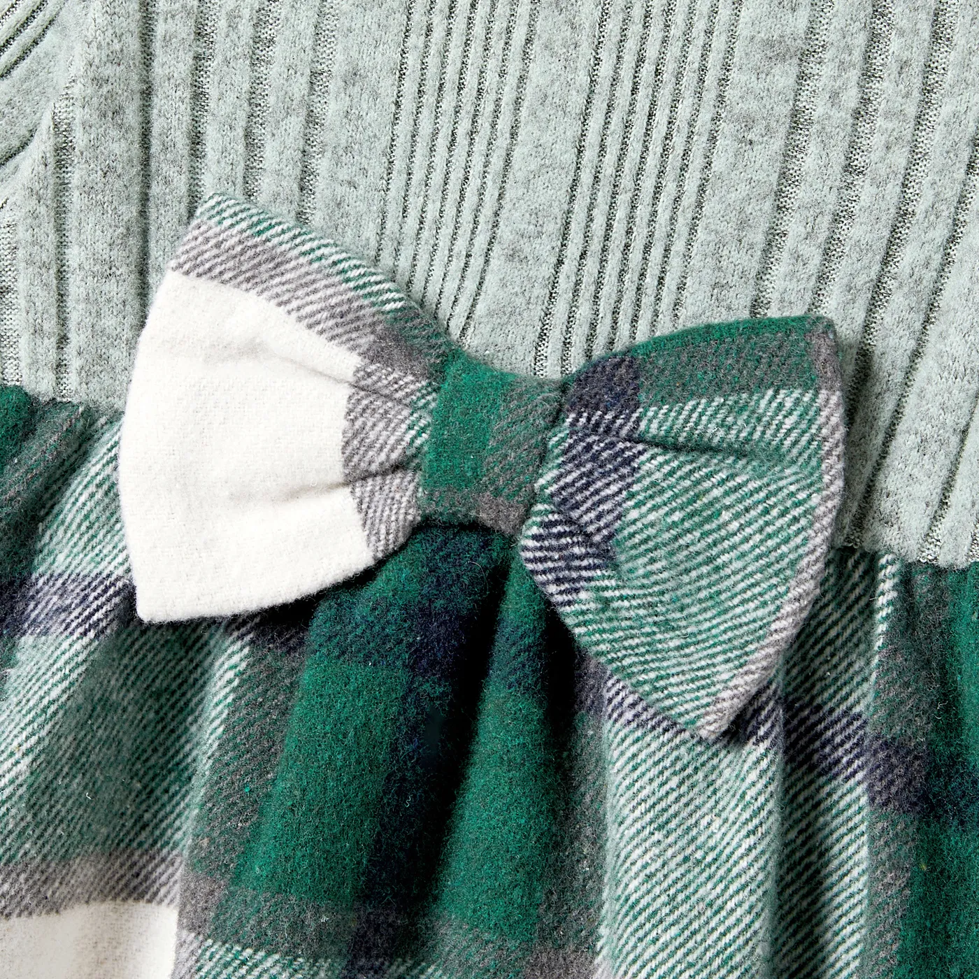 Family Matching Long-sleeve Knit Color-block Tops and Mock-neck Plaid Woolen Fabric Splicing Belted Dresses Sets  image 4