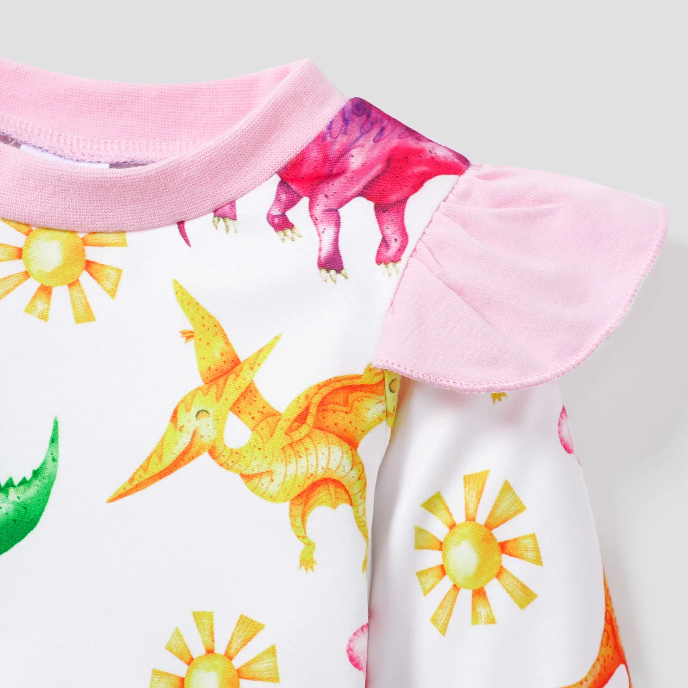 2pcs Baby Girl Dinosaur Pattern Ruffle Edge Set  image 5