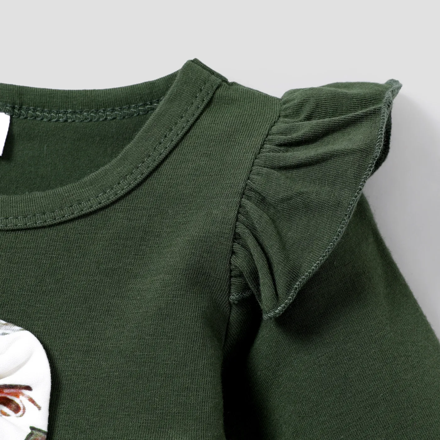 2pcs Baby 95% Cotton Ruffle Long-sleeve Bowknot Top and All Over Leaves Print Trousers Set Dark Green image 3