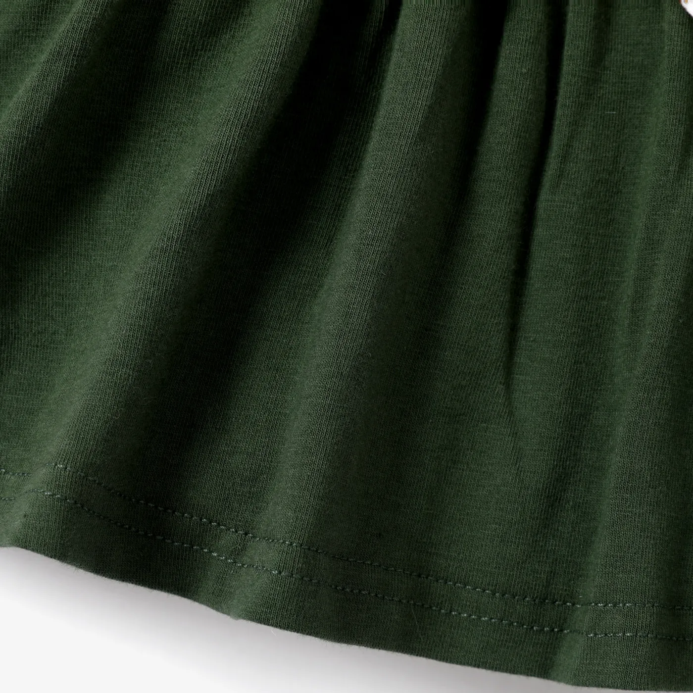 2pcs Baby 95% Cotton Ruffle Long-sleeve Bowknot Top and All Over Leaves Print Trousers Set Dark Green image 5