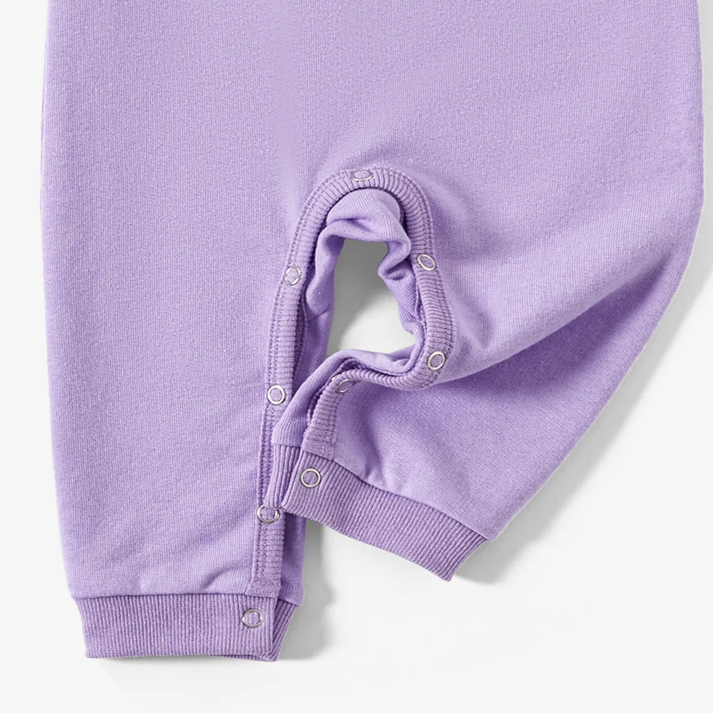 Mommy and Me Solid Color Letters Print Long Sleeve Tops and Drawstring Shorts Sets  image 4