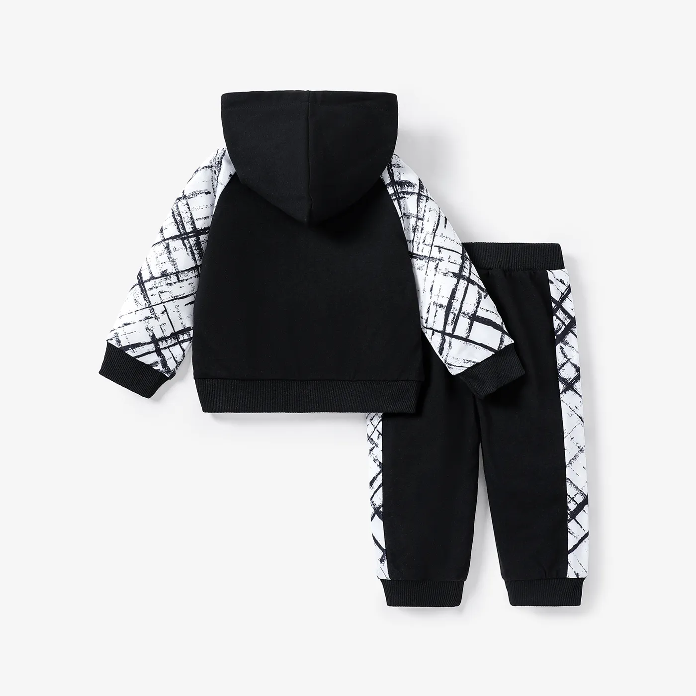 2pcs Baby Boy Letter Print Spliced Long-sleeve Hoodie and Sweatpants Set Black image 5