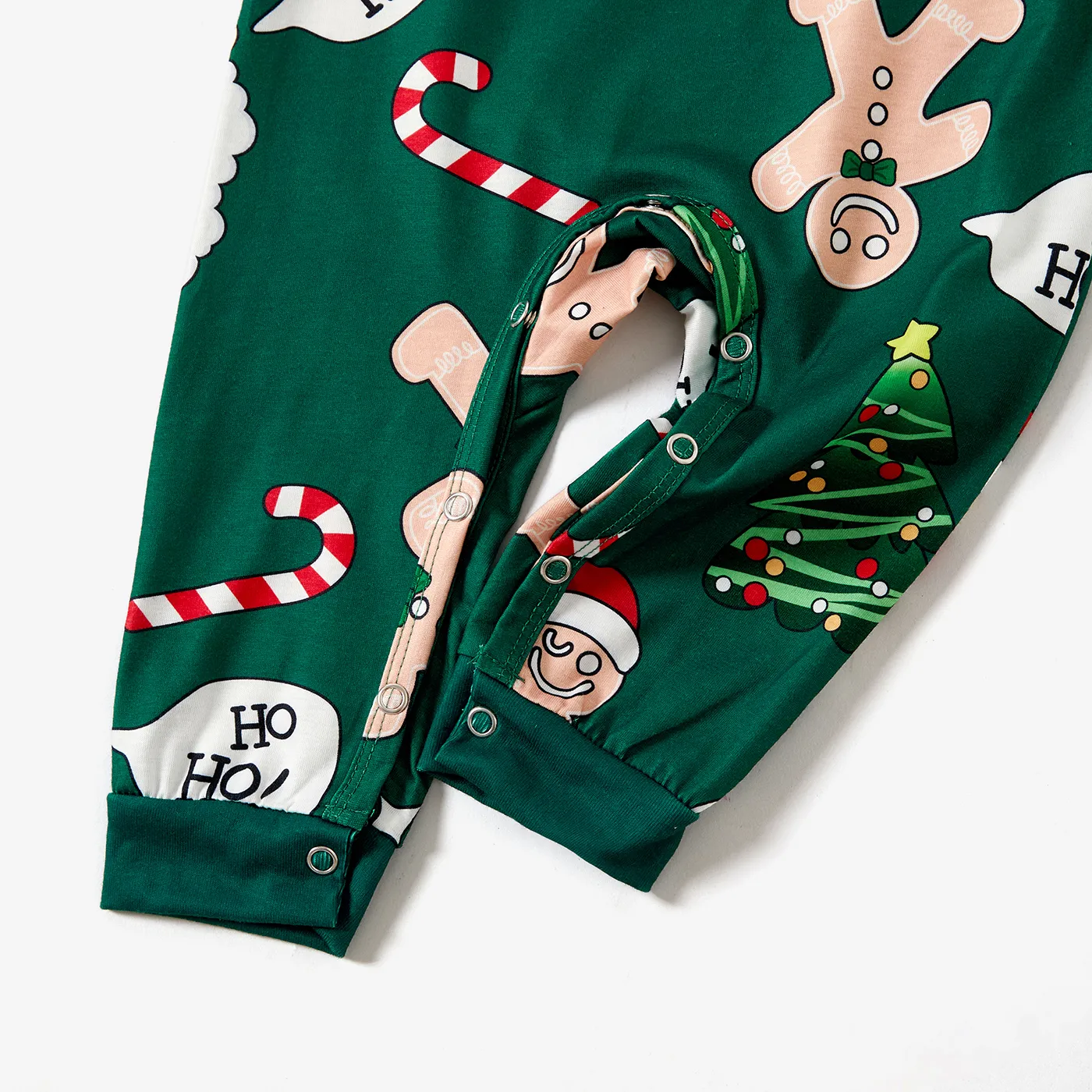 Christmas Family Matching Theme Print Short-sleeve Pajamas Sets(Flame resistant) Green image 5