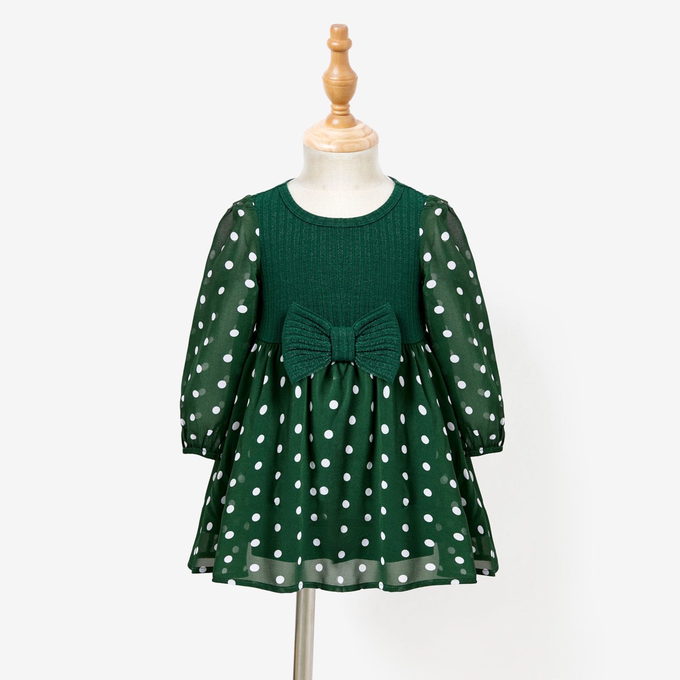 Family Matching Long-sleeve Green Tops And Polka Dot Mesh Splicing Belted Dresses Sets