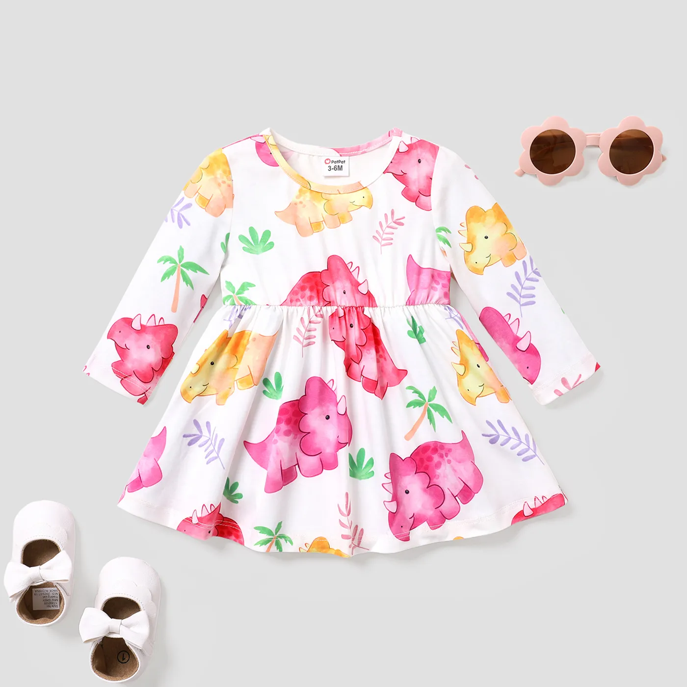 Little girl dinosaur on sale clothes