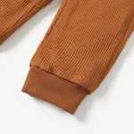 Baby Boy/Girl Letter Patch Detail Solid Waffle Pants Brown image 4