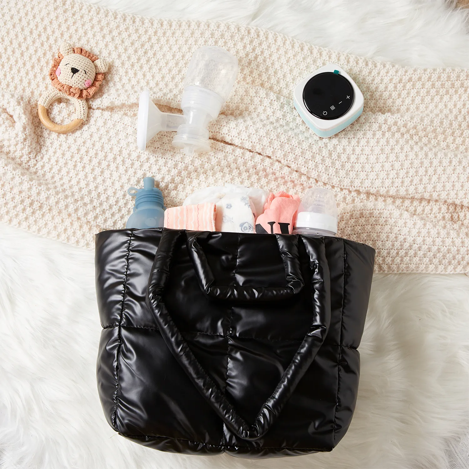 Simple and Stylish Fall/Winter Baby Bag with Contrasting Colors Black