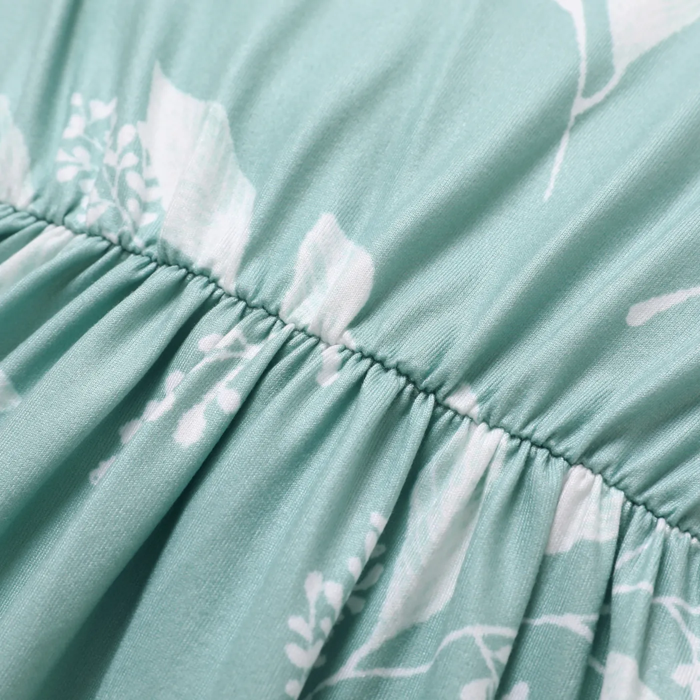 Toddler Girl Floral Leaf Print Flutter-sleeve Dress Light Green image 5