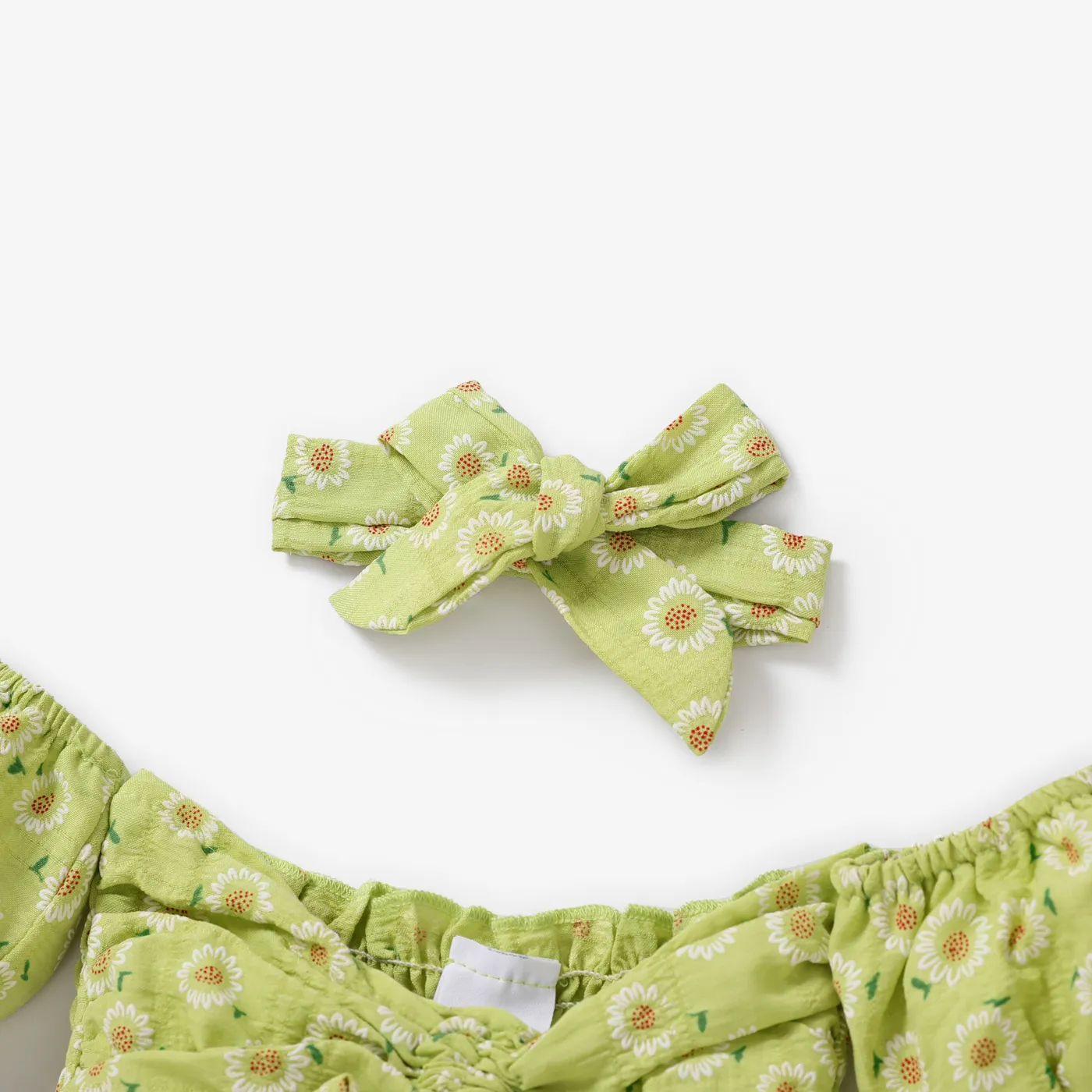 3pcs Baby Girl Green Floral Print Off Shoulder Strapless Puff-sleeve Crop Top and Skirt with Headband Set  image 3
