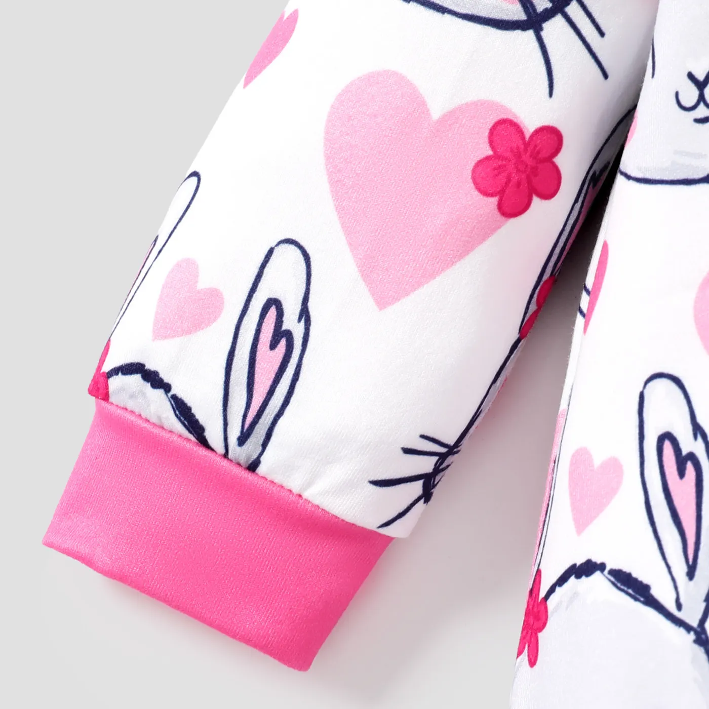 Baby Girl Bunny and Heart Print Long Sleeve Jumpsuit Pink image 5