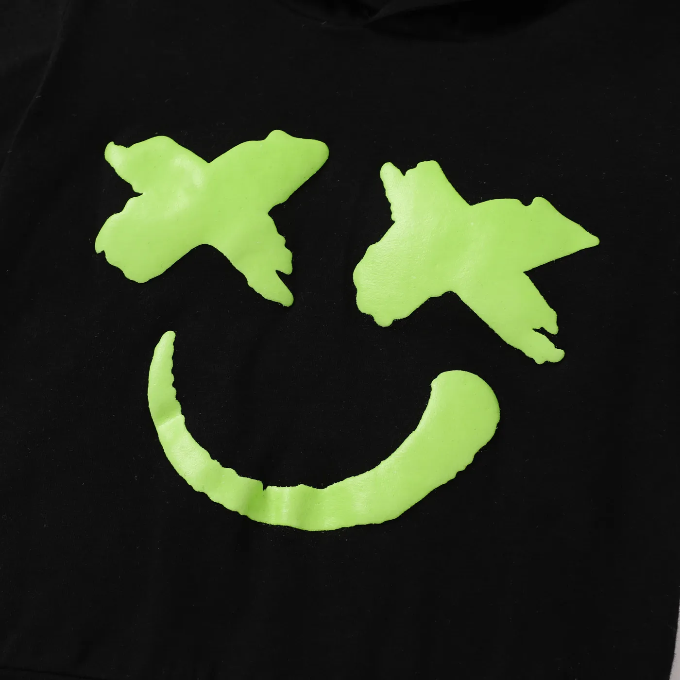 2pcs Baby Boy/Girl 95% Cotton Glow in the Dark Graphic Hooded Short-sleeve Tee & Shorts Set Black image 3