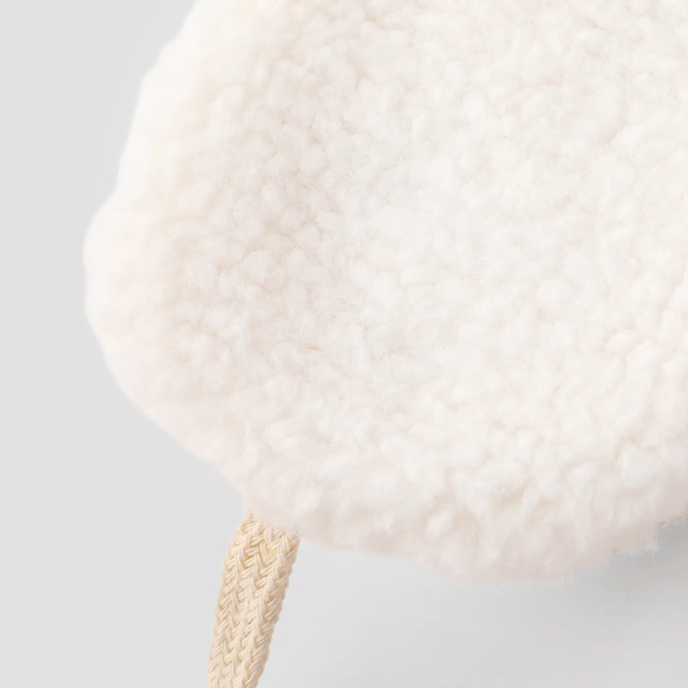 Baby/toddler likes Cartoon plush thickened warm earmuffs White image 5