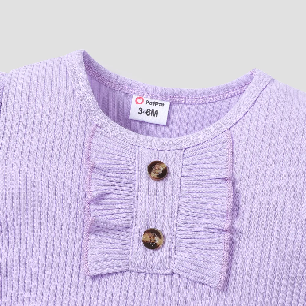 3pcs Baby Girl 95% Cotton Purple Ruffled Short-sleeve Rib-knit Romper & Floral Print Shorts & Headband Set  big image 3