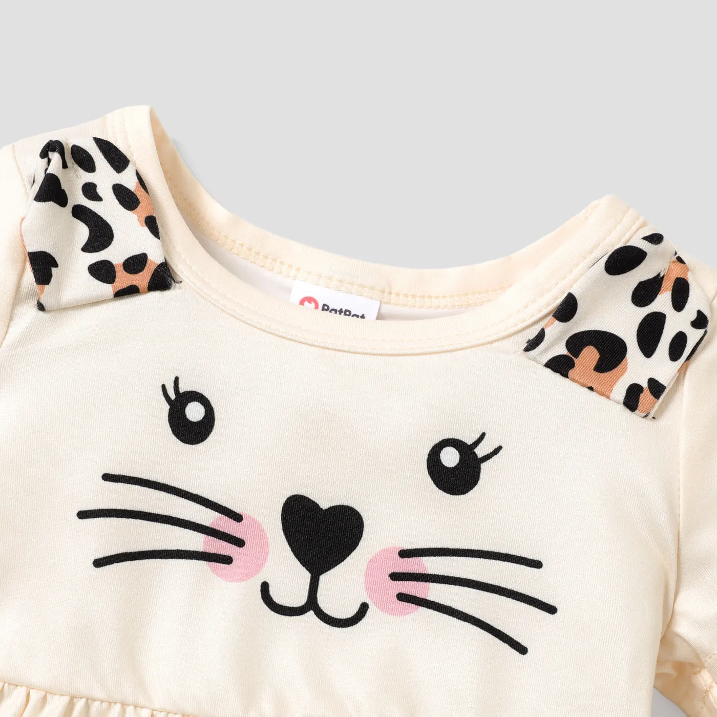2pcs Baby Girl Cat Print Ruffle Hem Short-sleeve Top and Leopard Pants Set  image 3