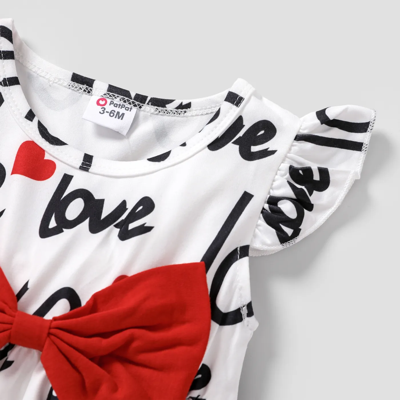 Baby Girl Allover Heart & Letter Print Flutter-sleeve Bow Front Dress Multicolour-1 image 3