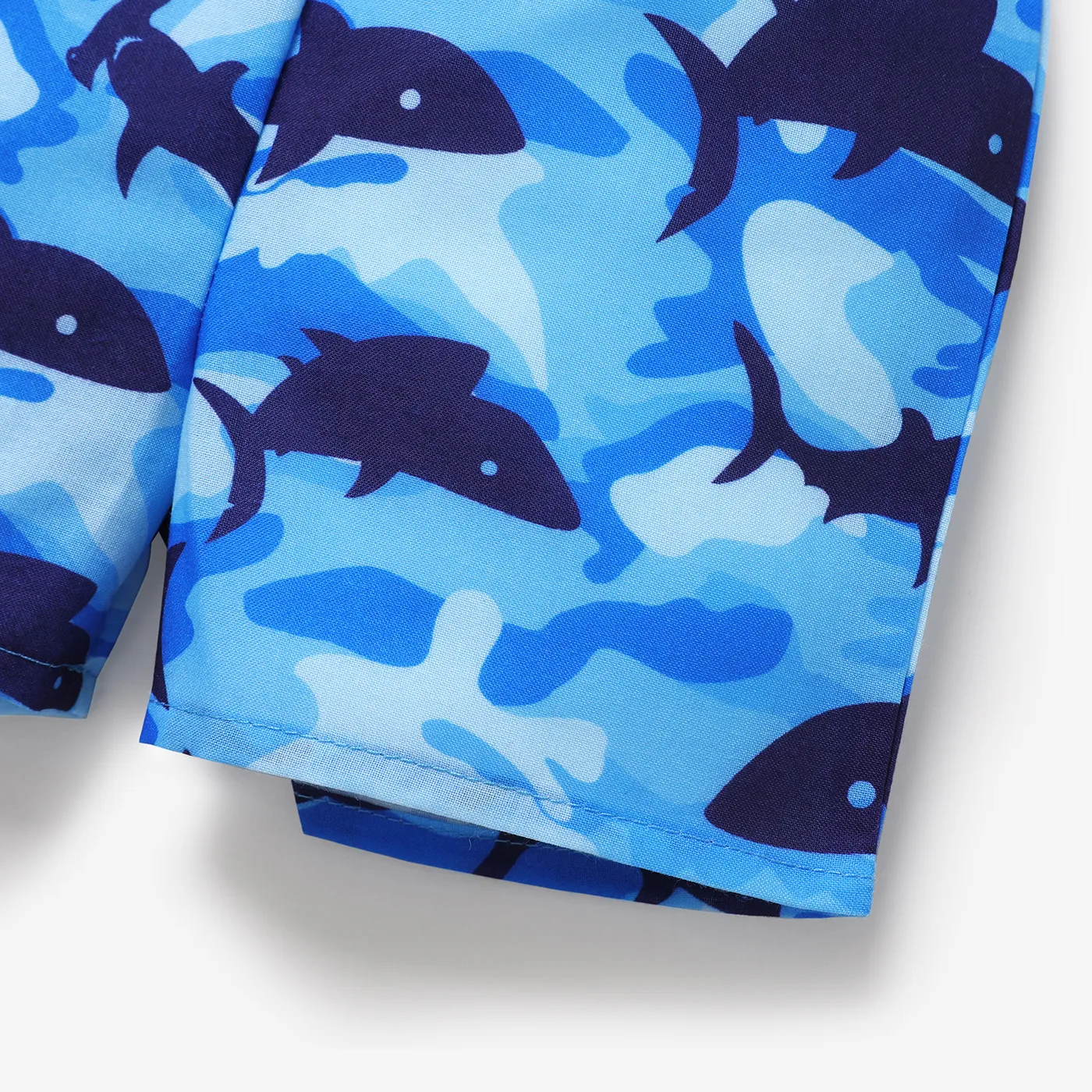 2pcs Baby Boy Cotton Shark & Letter Graphic Tank Top and Allover Print Shorts Set ColorBlock image 3